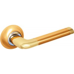 Комплект дверных ручек 47SB  матовое золото